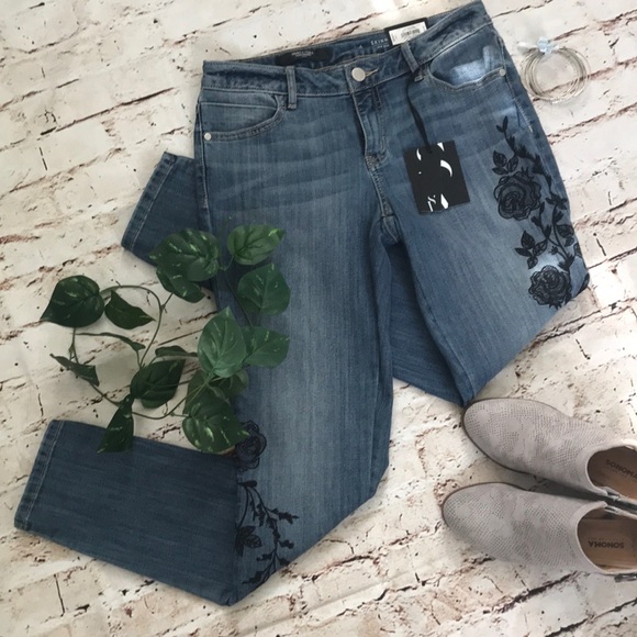 vera wang embroidered jeans